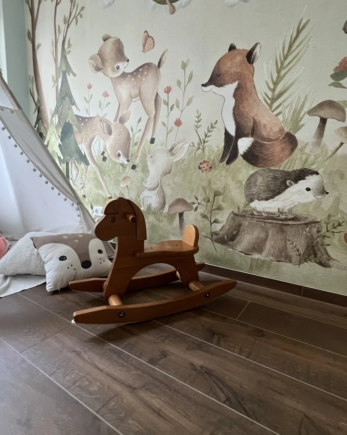 Fliesen in Holzoptik im Kinderzimmer
